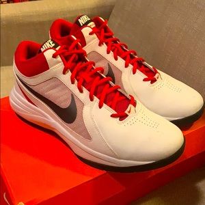 Nike Overplay VIII Men’s Basketball Sneakers